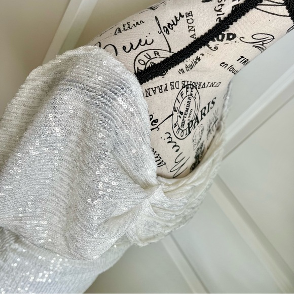 Hello Molly Frequent The Club Dress White Sz 6 - Picture 8 of 16